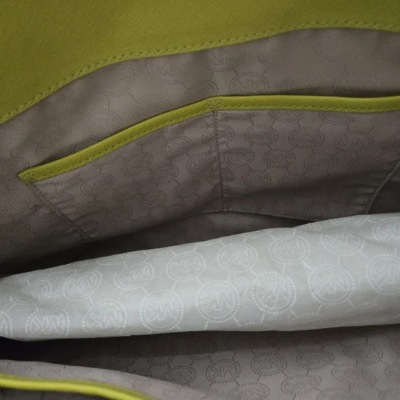 Michael Kors bag - Picture 4 of 4